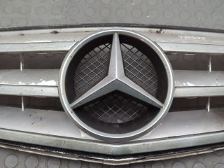 Решетка радиатора, ориг. номер A20488014837246, Mercedes C W204 2007-2011