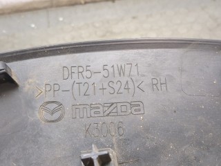 Молдинг крыла правое переднее, ориг. номер DFR551W71, Mazda CX-30 2019-2026