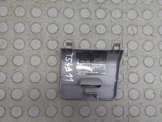 Крышка блока предохранителей, ориг. номер 68964BU800, Nissan Almera Tino 2003-2006