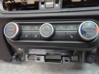 Панель передняя салона (торпедо), ориг. номер 156111001, Alfa Romeo Giulia 2015-2020