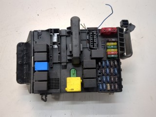 Блок предохранителей, ориг. номер 0012451V001, Smart Fortwo 1998-2004
