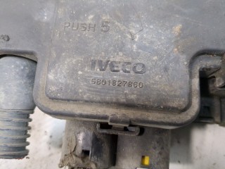 Блок предохранителей, ориг. номер 5801827860, Iveco Stralis 2012-2026