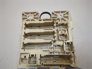 Блок предохранителей, ориг. номер 8273033D50, Toyota Camry 2009-2011