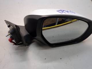 Зеркало боковое правое, ориг. номер 8473057L10, 8470157L20ZMT, Suzuki Kizashi 2009-2015