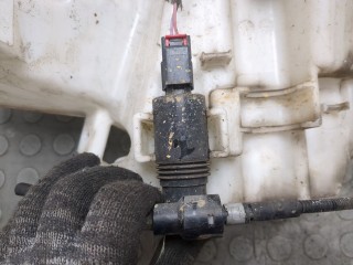 Бачок омывателя, ориг. номер BJ3217B613AE, Land Rover Range Rover Evoque 2015-2018