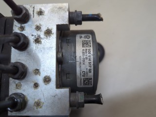 Блок АБС, насос (ABS, ESP, ASR), ориг. номер 5Q0614517GD, Volkswagen Taos 2020-2024
