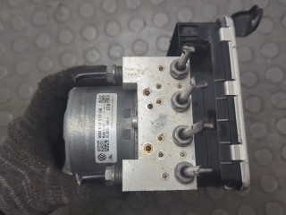 Блок АБС, насос (ABS, ESP, ASR), ориг. номер 5Q0614517GB, Volkswagen Taos 2020-2024