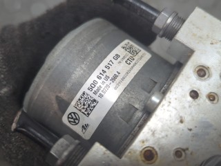 Блок АБС, насос (ABS, ESP, ASR), ориг. номер 5Q0614517GB, Volkswagen Taos 2020-2024
