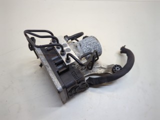 Блок АБС, насос (ABS, ESP, ASR), ориг. номер 6887501, BMW 5 G30, G31 2016-2020