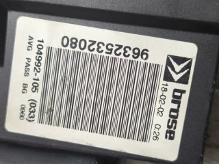 Стеклоподъемник электрический левый передний, ориг. номер 9221P7, Citroen C5 2000-2004
