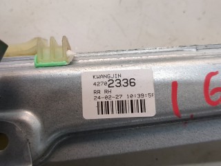Стеклоподъемник электрический правый задний, ориг. номер 42702336, Buick Encore GX 2023-2026