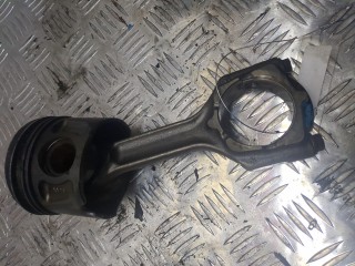 Поршень, Opel Astra 2006-2014