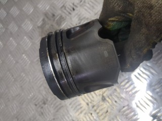 Поршень, Opel Insignia 2008-2013