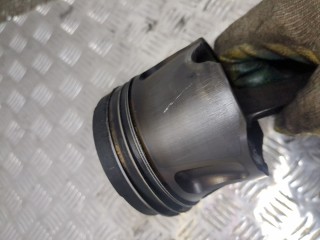 Поршень, Opel Astra 2006-2014