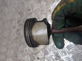Поршень, Nissan Micra K12E 2007-2010