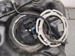 Бак топливный, ориг. номер 2054706701, Mercedes C W205 2014-2018