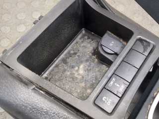 Консоль салона (кулисная часть), ориг. номер 1K0863243, Volkswagen Scirocco 2008-2014