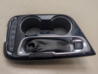 Рамка под кулису, ориг. номер 42763695, Buick Encore GX 2023-2026