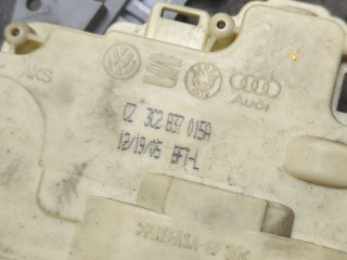 Замок двери левый передний, Volkswagen Passat 2005-2010