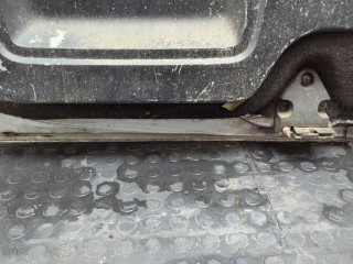 Ручка двери салона правая задняя, ориг. номер 4415998, 93852931, Opel Vivaro 2001-2006