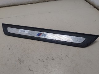 Накладка на порог левая передняя, ориг. номер 8061056, BMW 5 G30, G31 2016-2020