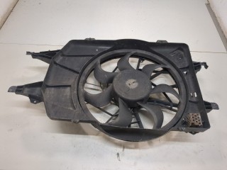 Вентилятор радиатора Ford Focus 2001-2005