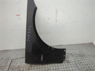 Крыло правое переднее Mercedes C W204 2007-2011