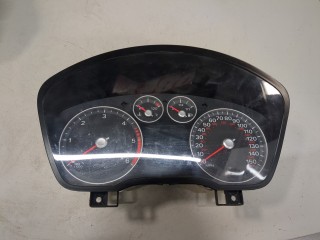 Щиток приборов (приборная панель) Ford Focus 2004-2008
