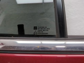 Стекло боковой двери правое заднее, ориг. номер 10371642, Buick Enclave 2007-2013