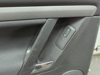 Стекло боковой двери левое заднее, ориг. номер 24449823, Opel Signum 2005-2008