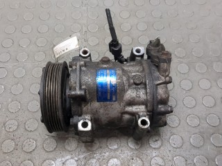 Компрессор кондиционера Volvo S40 2007-2012