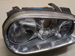 Фара (передняя) правая, ориг. номер 1J1941016C, Volkswagen Golf 4 1997-2006