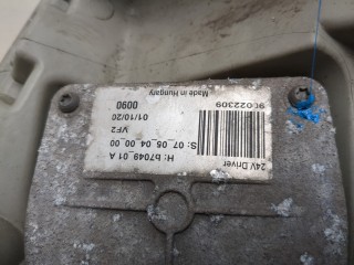 Фара (передняя) правая, ориг. номер 89209085, Volvo FL 2013-2026