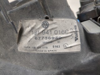 Фара (передняя) правая, ориг. номер 1J1941016C, Volkswagen Golf 4 1997-2006