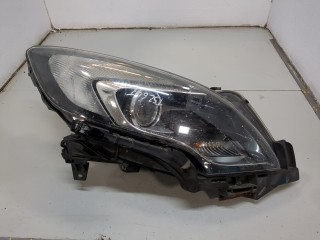 Фара (передняя) правая Opel Zafira 2008-2014