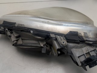Фара (передняя) правая, ориг. номер A2208200261, 0301153002, Mercedes S W220 1998-2002