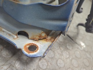 Усилитель бампера передний, ориг. номер 1894223, Ford C-Max 2015-2019