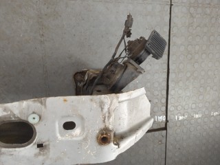 Усилитель бампера передний, ориг. номер 2439074, AM51R10922AN, Ford Focus 2007-2011