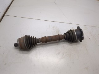Полуось (приводной вал, шрус) левая передняя Volkswagen Passat 5 1996-2001