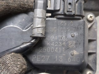 Заслонка дроссельная, ориг. номер PE2713640, Mazda CX-30 2019-2026