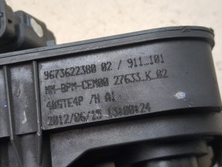 Заслонка дроссельная, ориг. номер 8200171134, Renault Megane 2006-2009
