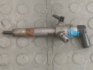 Форсунка топливная Ford Focus 2004-2008