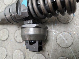 Форсунка топливная, ориг. номер 03L130277B, 038130073AG, Audi A3 2004-2008