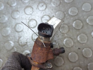 Форсунка топливная, ориг. номер 4H2Q9K546AF, LR006495, Land Rover Discovery 2002-2004