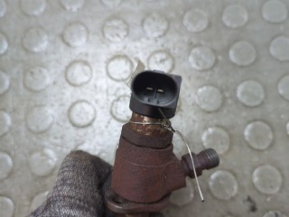 Форсунка топливная, ориг. номер 4H2Q9K546AF, LR006495, Land Rover Discovery 2002-2004