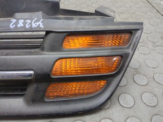 Решетка радиатора, ориг. номер 62330AX600, Nissan Micra K12E 2003-2005