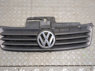 Решетка радиатора Volkswagen Polo 2001-2005