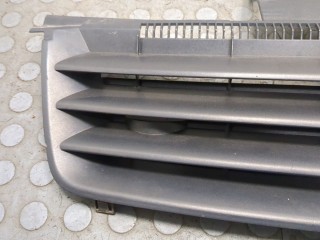 Решетка радиатора, ориг. номер 6Q0853651C, Volkswagen Polo 2001-2005
