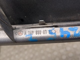 Решетка радиатора, ориг. номер A1698802183, Mercedes B W245 2008-2011