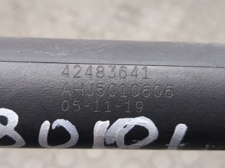 Амортизатор крышки багажника левый, ориг. номер 42483641, Buick Encore GX 2019-2023